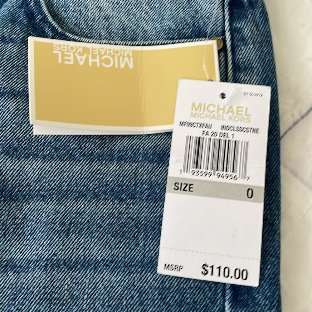 ♥️Michael Kors♥️ Blue Denim Jeans wide leg Capri. Size (0) - Picture 8 of 9